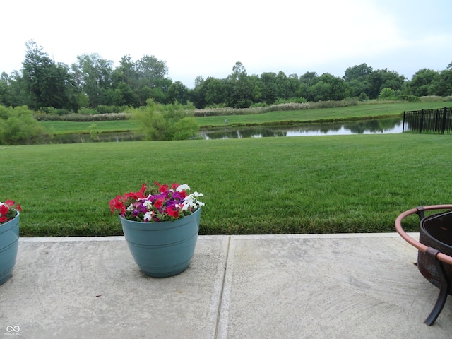 2272 Trefoil Dr, Plainfield, IN 46168 - view of grassy yard with a water view