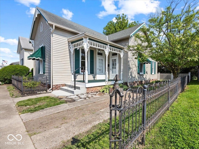 146 E Broadway St, Shelbyville, IN 46176 - photo 3