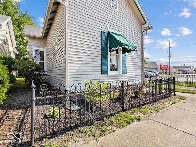 146 E Broadway St, Shelbyville, IN 46176 - photo 6