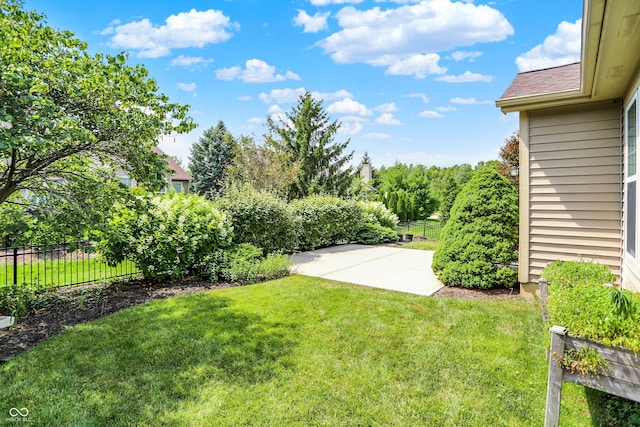 16130 Matlock Cir, Westfield, IN 46074 - view of yard with a patio area