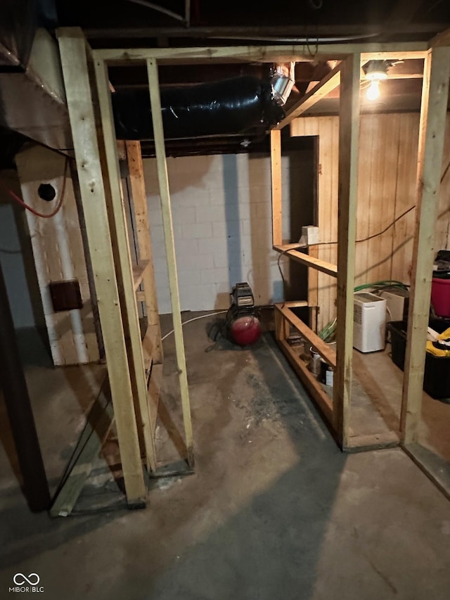 3711 Hillside Ave, Indianapolis, IN 46218 - view of unfinished below grade area