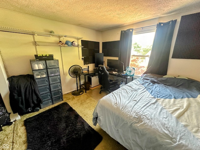 7607 Ardwell Ct, Indianapolis, IN 46237 - bedroom featuring carpet flooring, a desk, and a textured ceiling
