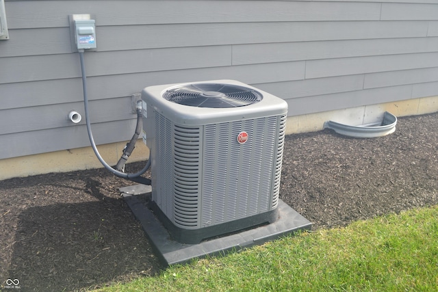 10166 Ranford Blvd, Fishers, IN 46040 - exterior view of a cooling unit