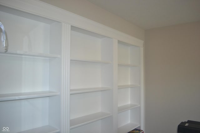 10166 Ranford Blvd, Fishers, IN 46040 - view of closet