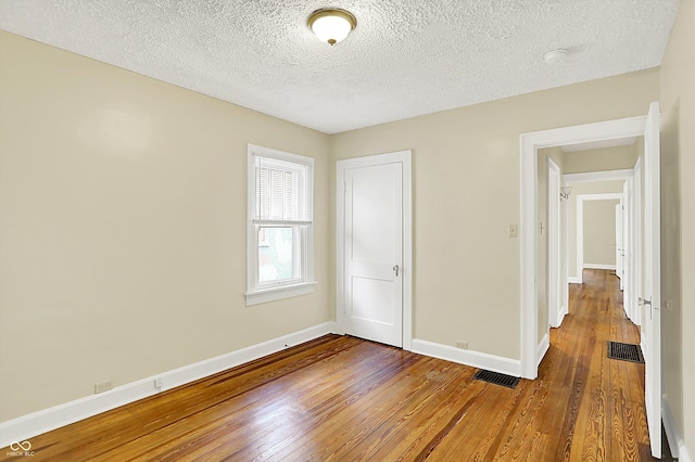 1411 N Linwood Ave, Indianapolis, IN 46201 - photo 34