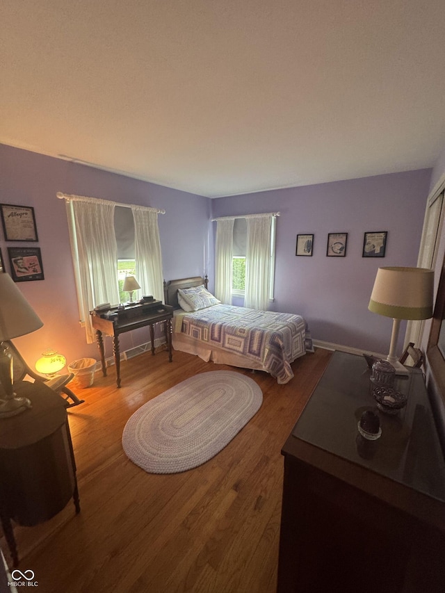 4032 Roselawn Ave, Columbus, IN 47203 - bedroom featuring wood finished floors