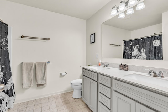 5353 Hibiscus Dr, Plainfield, IN 46168 - bathroom with double vanity and curtained shower