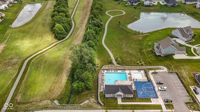 2566 Maple Creek Dr, Westfield, IN 46074 - aerial view of property's location featuring a nearby body of water and a pool area