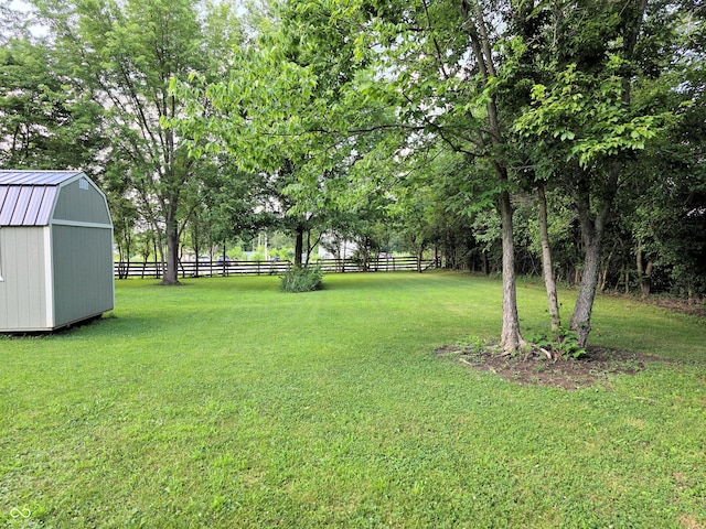 3303 N 850 E, Columbus, IN 47203 - view of yard with a storage shed
