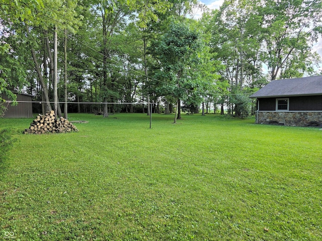3303 N 850 E, Columbus, IN 47203 - view of grassy yard