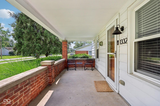 1332 Rocky Ford Rd, Columbus, IN 47203 - photo 6
