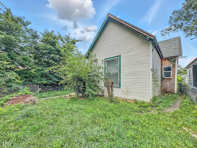 2426 Lasalle St, Indianapolis, IN 46218 - photo 4