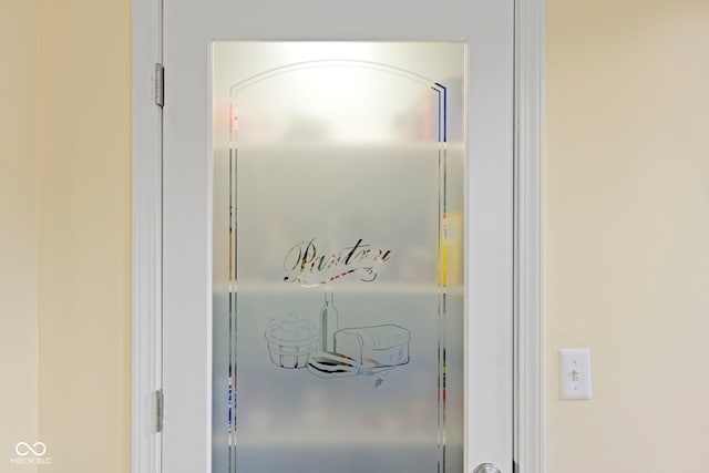 1114 Clairborne Ct, Indianapolis, IN 46280 - detailed view