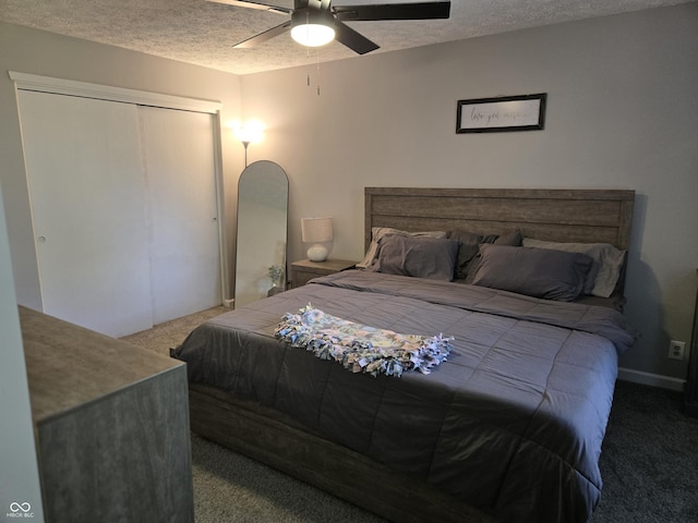 8401 Culpeper Dr, Indianapolis, IN 46227 - bedroom featuring carpet flooring, a textured ceiling, a closet, and a ceiling fan