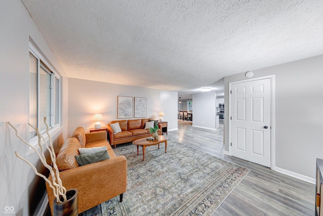 5512 Lunsford Dr, Indianapolis, IN 46237 - photo 4
