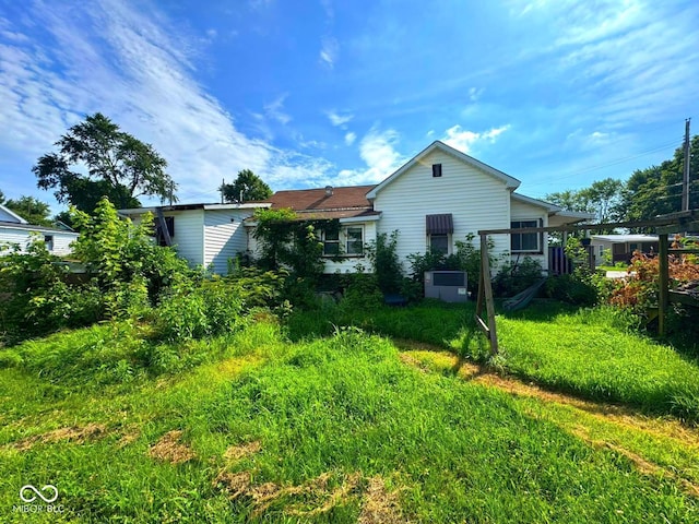 1510 E Locust St, Petersburg, IN 47567 - back of house