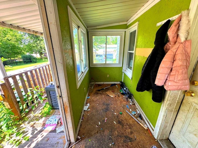 1510 E Locust St, Petersburg, IN 47567 - sunroom / solarium with lofted ceiling