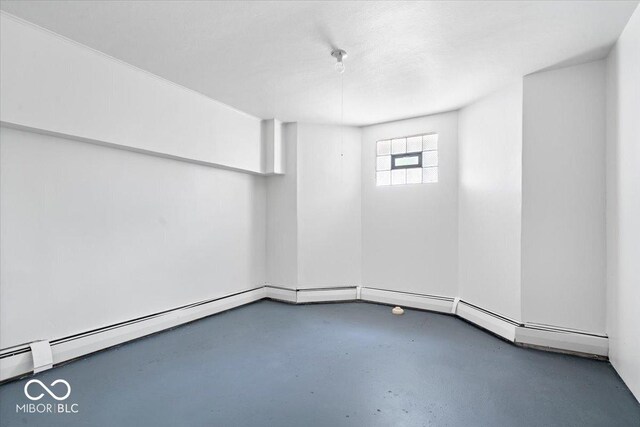 6470 Around The Hills Rd, Indianapolis, IN 46226 - unfurnished room with finished concrete floors