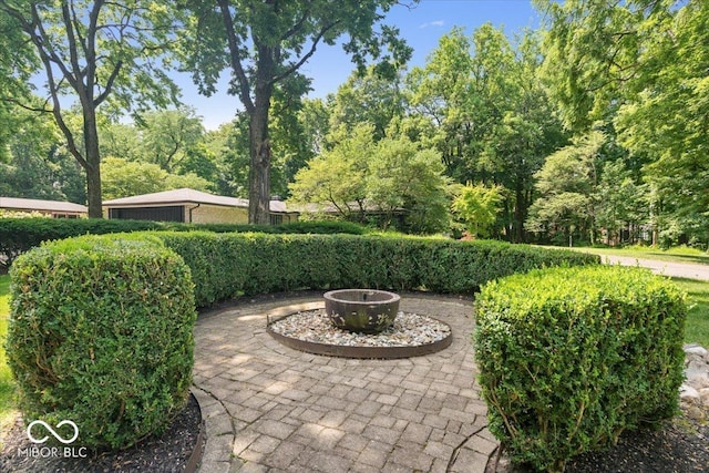6470 Around The Hills Rd, Indianapolis, IN 46226 - view of patio