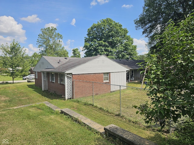 308 N Edgeway Dr, Alexandria, IN 46001 - photo 5