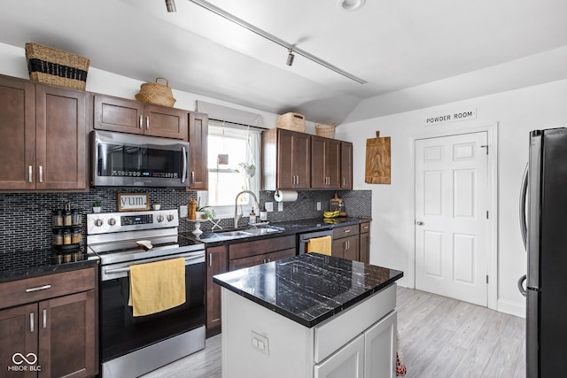333 Iowa St, Indianapolis, IN 46225 - photo 21