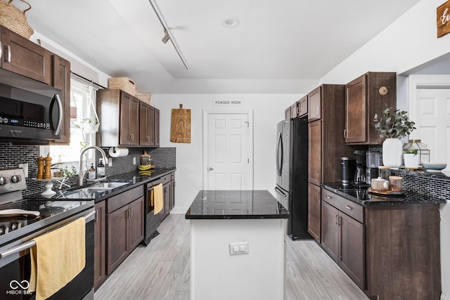 333 Iowa St, Indianapolis, IN 46225 - photo 18
