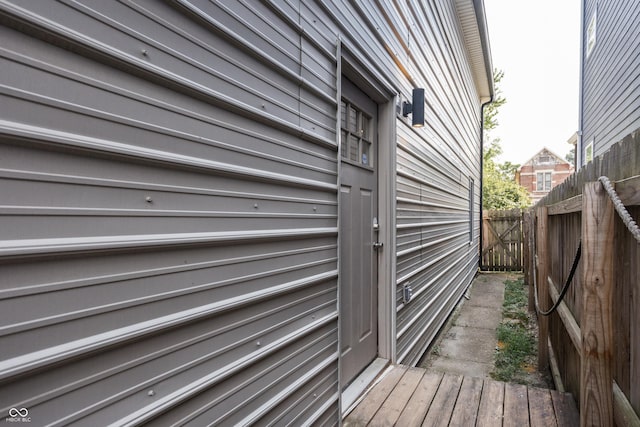 1456 Fletcher Ave, Indianapolis, IN 46203 - view of side of home