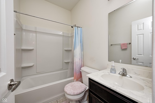 1270 W Limestone Way, Fortville, IN 46040 - full bath featuring shower / tub combo with curtain and vanity