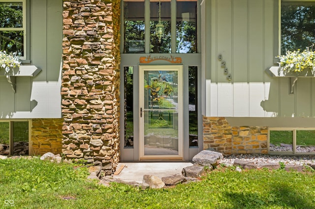 6254 Grosbeak Ct, Nineveh, IN 46164 - entrance to property with stone siding