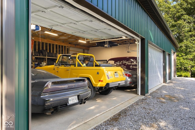 13421 Bellsville Pike, Columbus, IN 47201 - garage with driveway