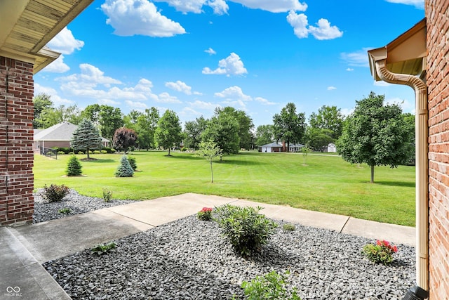 421 Lowry St, Jamestown, IN 46147 - view of green lawn