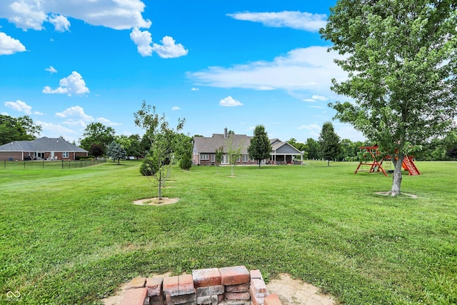 421 Lowry St, Jamestown, IN 46147 - view of green lawn