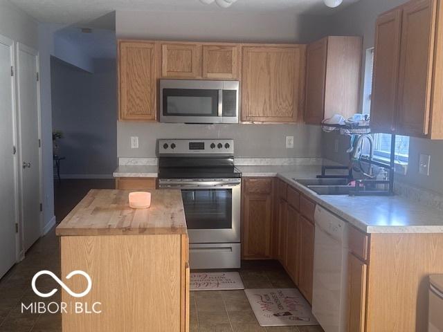 6548 Frankenberger Dr, Indianapolis, IN 46237 - photo 12