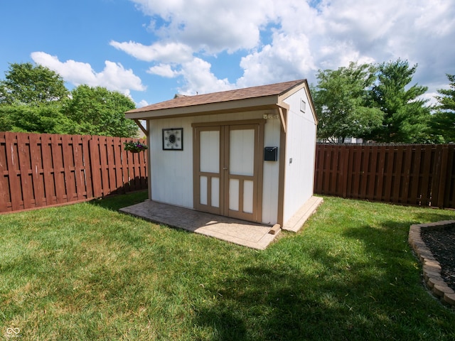 4443 W Windsong Ct, New Palestine, IN 46163 - view of shed featuring a fenced backyard