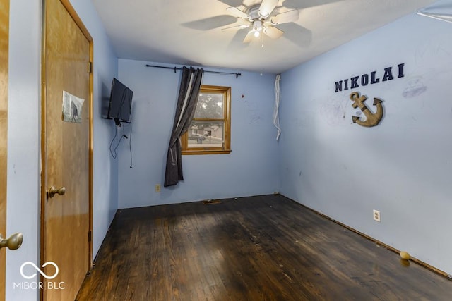 462 Woodview Dr, Noblesville, IN 46060 - unfurnished room with wood finished floors and a ceiling fan