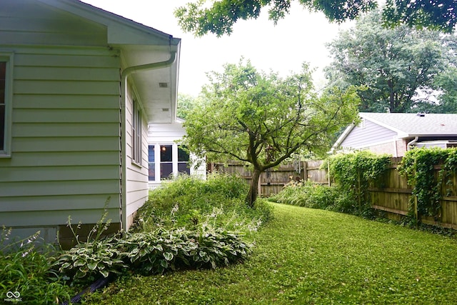 7780 Cree Trl, Indianapolis, IN 46250 - view of yard