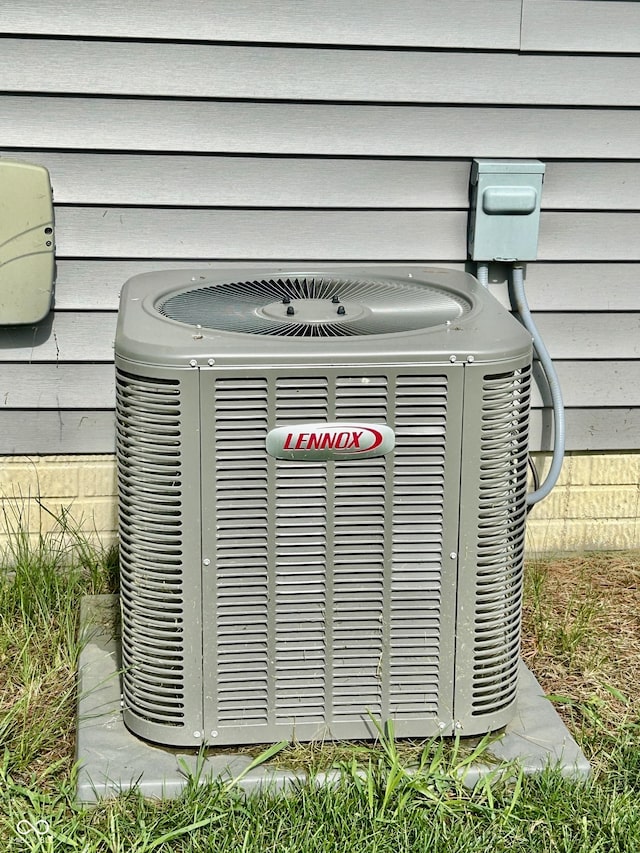 10 Doe Creek Cir, Cloverdale, IN 46120 - exterior view of a central AC unit