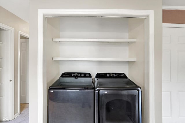 3302 Beech Dr, Columbus, IN 47203 - washroom with washing machine and dryer
