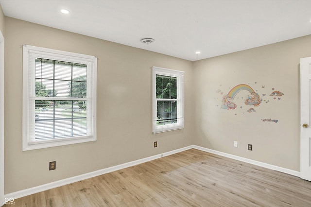 3302 Beech Dr, Columbus, IN 47203 - spare room with light wood-style flooring and recessed lighting