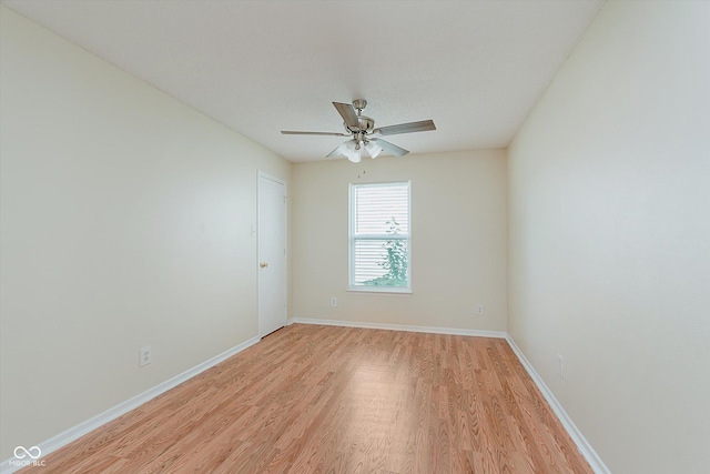 3183 Hemlock St, Whiteland, IN 46184 - spare room with light wood finished floors and a ceiling fan