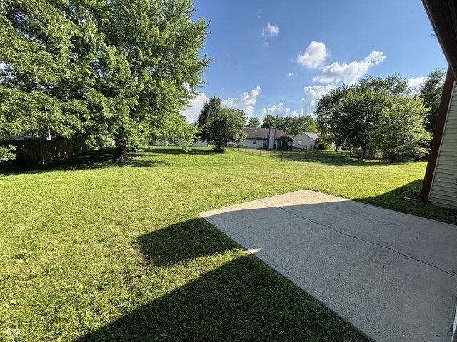 7313 Shanna Cir, Indianapolis, IN 46236 - view of yard with a patio area