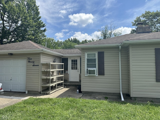 497 S Hendricks Dr, Greenwood, IN 46142 - photo 2
