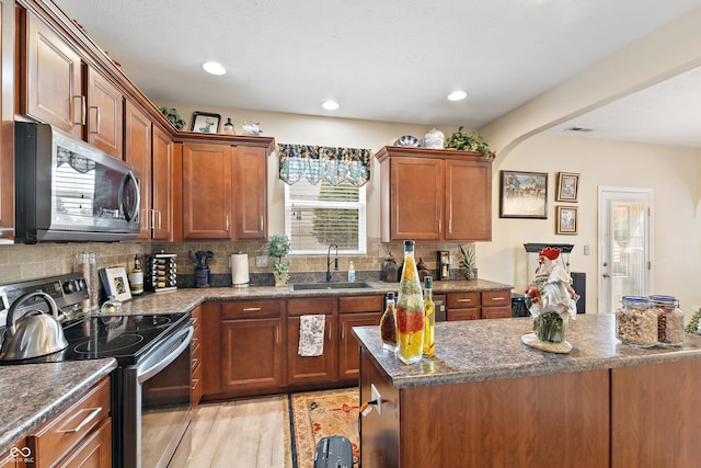 8433 Vyners Ln, Avon, IN 46123 - photo 9