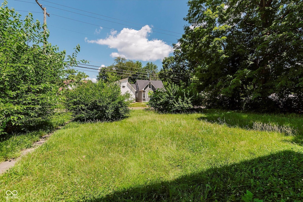 425 W 40th St, Indianapolis, IN 46208