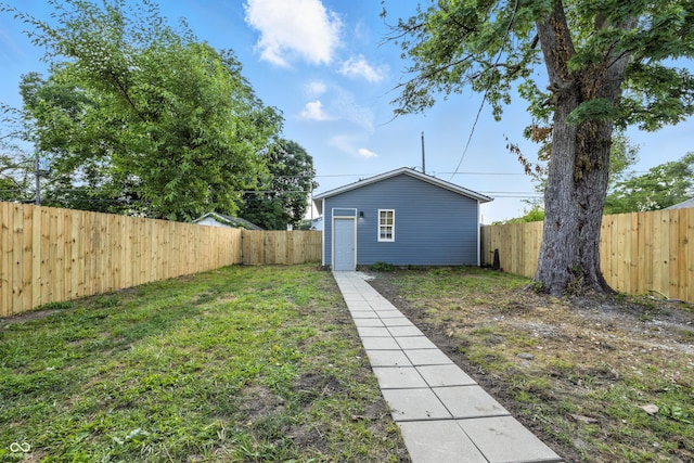 2012 N Dexter St, Indianapolis, IN 46202 - view of fenced backyard
