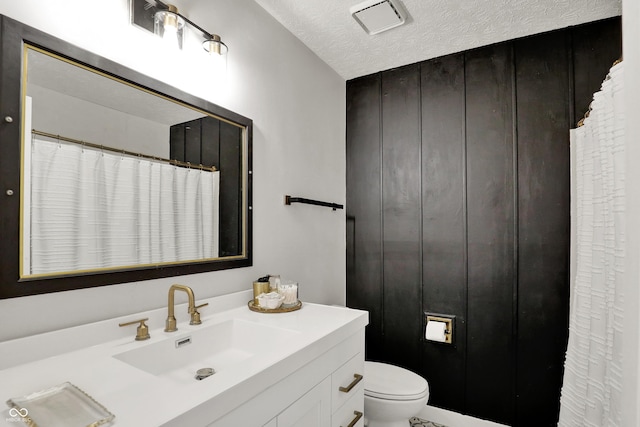 826 Royal Saint George Dr, Greenwood, IN 46143 - full bath with vanity and a textured ceiling