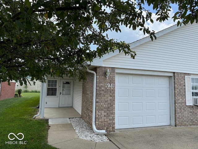 951 Plaza Dr, Martinsville, IN 46151 - photo 3