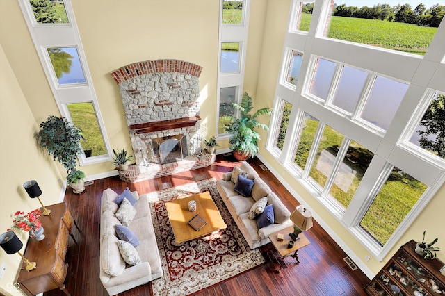 523 S 700 E, Whitestown, IN 46075 - sunroom featuring healthy amount of natural light