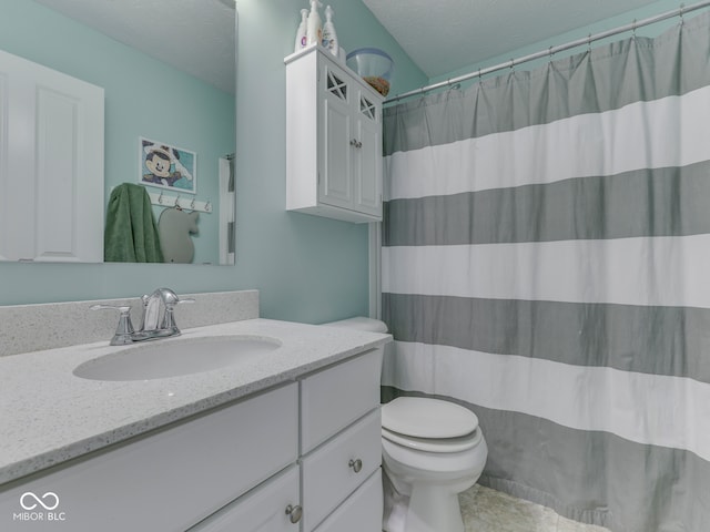 8330 Whitaker Valley Blvd, Indianapolis, IN 46237 - full bath with vanity and a shower with shower curtain