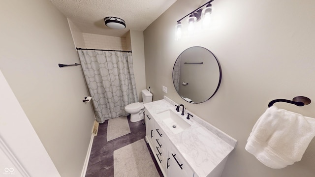 1623 Beech Cir, Plainfield, IN 46168 - full bath with vanity, a textured ceiling, and a shower with curtain